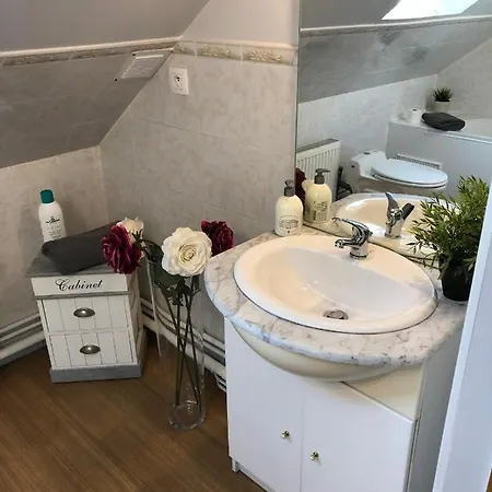 Romantique Confort 4 Personnes Apartament *